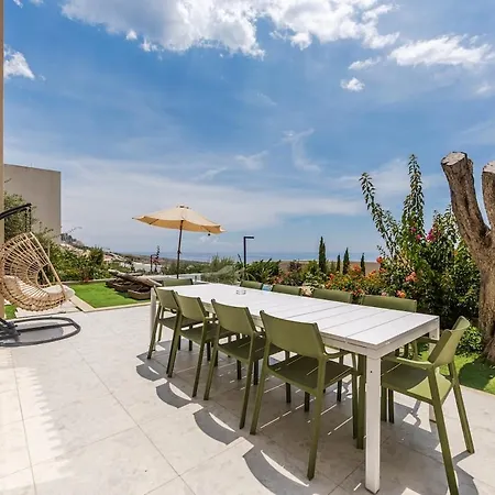 Infinity Blue Coast By Pikhost Apartment