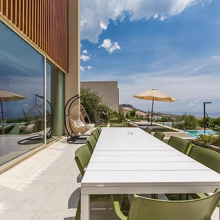 Infinity Blue Coast By Pikhost Apartment *